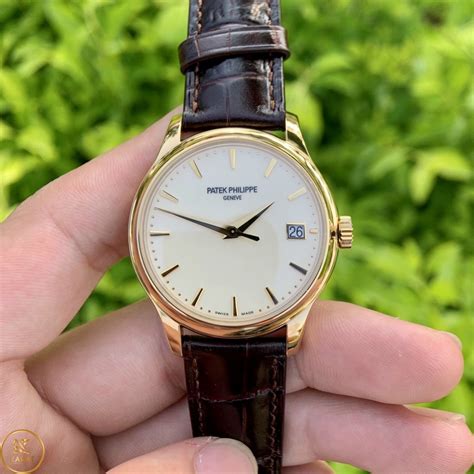 patek philippe calatrava 5227 precio|5227j calatrava price.